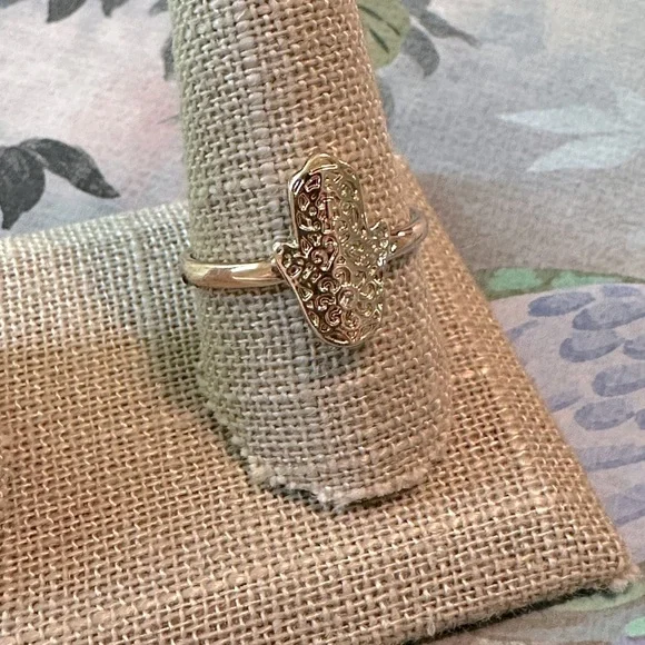 Detailed Hand Ring sz 10 3/4 Park Lane Jewelry Gold Tone Retired - Picture 9 of 9